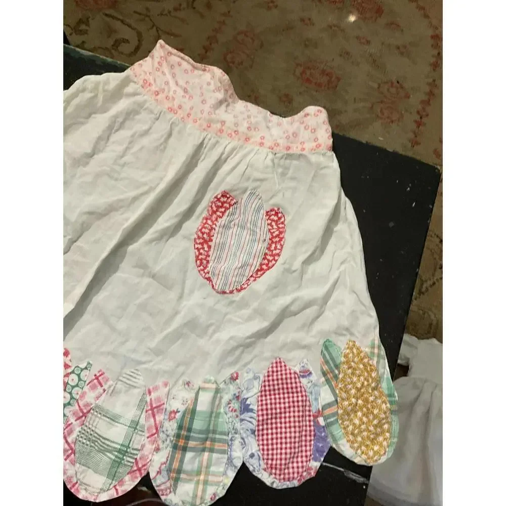 Vintage White Cotton  Patchwork Apron with Multicolor Patchwork Detail